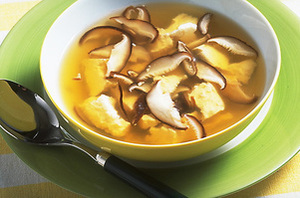 豆腐としいたけのスープ